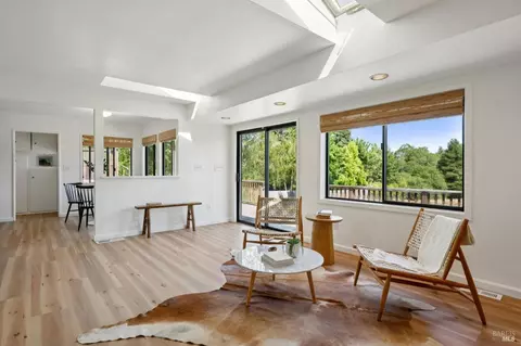 Living - 447 Sparkes Rd, Sebastopol, CA 95472 photo 7 of 7