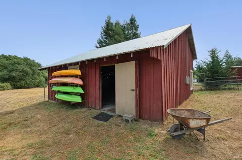 Exterior - 447 Sparkes Rd, Sebastopol, CA 95472 photo 6 of 14