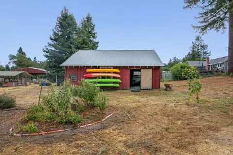 Exterior - 447 Sparkes Rd, Sebastopol, CA 95472 photo 7 of 14