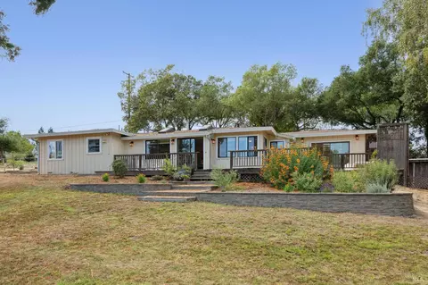 Exterior - 447 Sparkes Rd, Sebastopol, CA 95472 photo 12 of 14