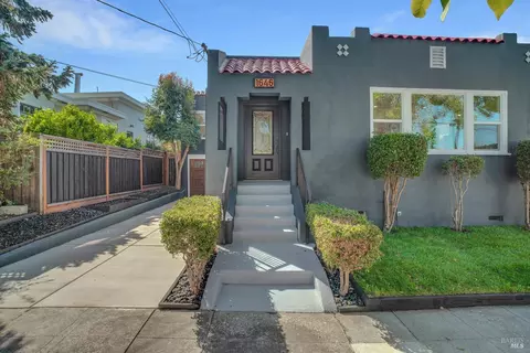 Exterior - 1646 Parker St, Berkeley, CA 94703 photo 3 of 10