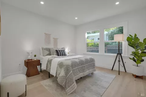 Bedroom - 1646 Parker St, Berkeley, CA 94703 photo 1 of 5