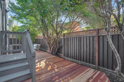 Exterior - 1646 Parker St, Berkeley, CA 94703 photo 5 of 10