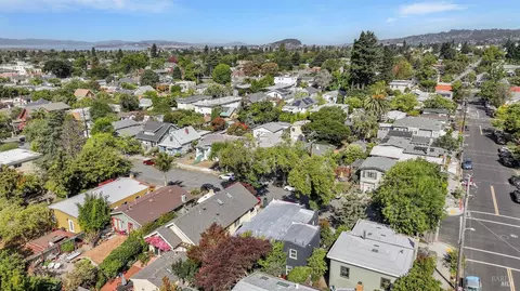 View/Area - 1646 Parker St, Berkeley, CA 94703 photo 2 of 4