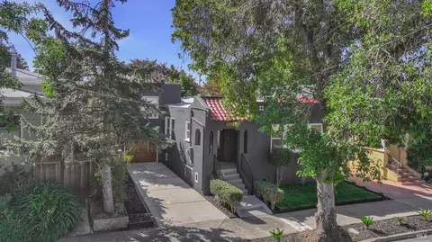 Exterior - 1646 Parker St, Berkeley, CA 94703 photo 9 of 10