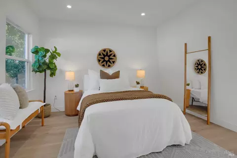 Bedroom - 1646 Parker St, Berkeley, CA 94703 photo 3 of 5