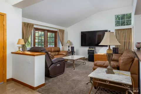 3233 Hilton Head Dr, Fairfield, CA 94534 photo 3