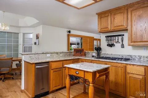 3233 Hilton Head Dr, Fairfield, CA 94534 photo 9