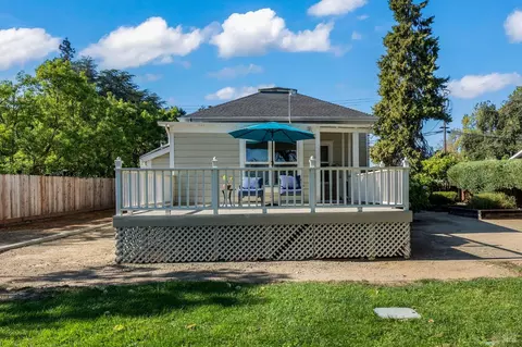 Exterior - 1121 Rutherford Rd, Napa, CA 94558 photo 13 of 18