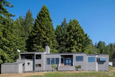 171 Lupine Close Dr, The Sea Ranch, CA 95497