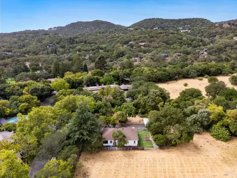 4499 Green Valley Rd, Fairfield, CA 94534