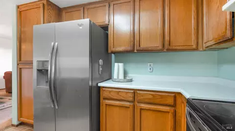 Kitchen - 105 Devonwood, Hercules, CA 94547 photo 4 of 4