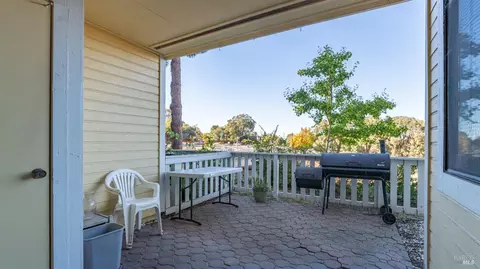 Exterior - 105 Devonwood, Hercules, CA 94547 photo 2 of 5
