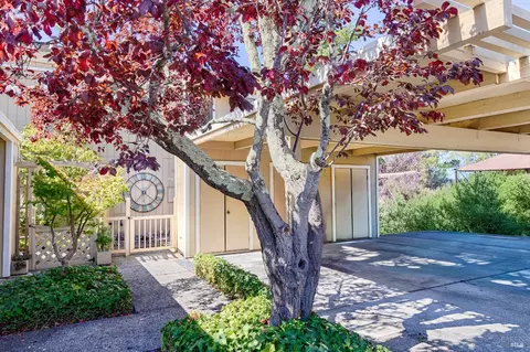 Exterior - 2 Fielding Cir, Mill Valley, CA 94941 photo 4 of 8