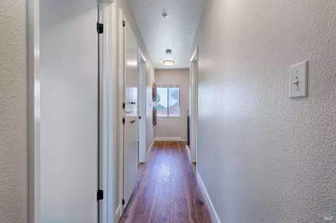 Entry Way - 2 Fielding Cir, Mill Valley, CA 94941 photo 4 of 4