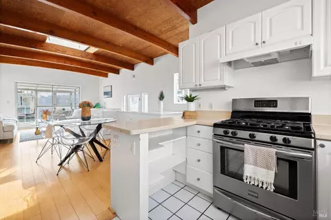 16 Main Dock, Sausalito, CA 94965 photo 12
