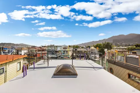 16 Main Dock, Sausalito, CA 94965 photo 35