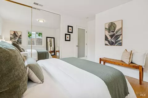 Bedroom - 82 Meadow Dr, Mill Valley, CA 94941 photo 4 of 6