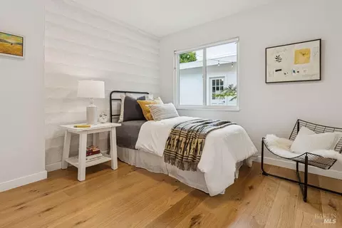 Bedroom - 82 Meadow Dr, Mill Valley, CA 94941 photo 1 of 6