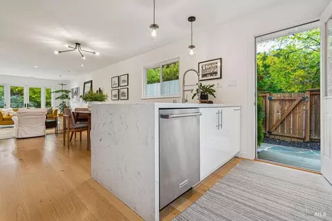 Other - 82 Meadow Dr, Mill Valley, CA 94941 photo 2 of 6