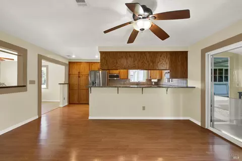 Living - 4650 Udell Rd, Vacaville, CA 95688 photo 7 of 8