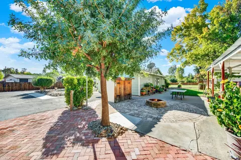 Exterior - 4650 Udell Rd, Vacaville, CA 95688 photo 4 of 26