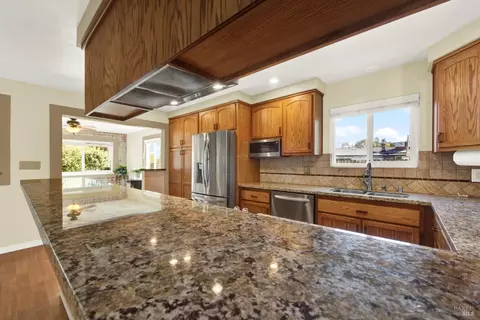 Kitchen - 4650 Udell Rd, Vacaville, CA 95688 photo 1 of 7