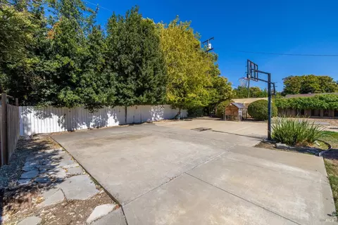 700 W A St, Dixon, CA 95620 photo 36