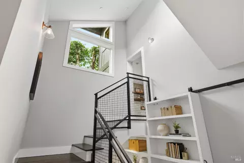 Entry Way - 205 Elinor Ave, Mill Valley, CA 94941 photo 4 of 10