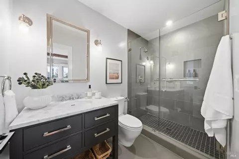 Bath - 205 Elinor Ave, Mill Valley, CA 94941 photo 5 of 8