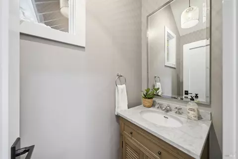 Bath - 205 Elinor Ave, Mill Valley, CA 94941 photo 1 of 8