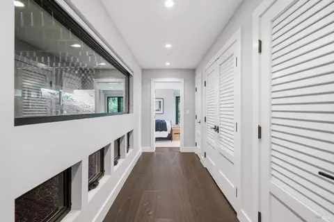 Entry Way - 205 Elinor Ave, Mill Valley, CA 94941 photo 8 of 10