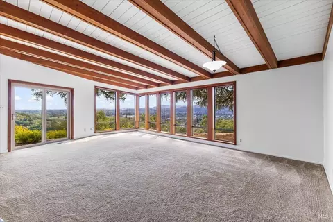 14771 Mcdonough Heights Rd, Healdsburg, CA 95448