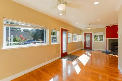 372 Coast St, Willits, CA 95490 photo 7
