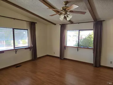 23 Blanco Pl, Ukiah, CA 95482 photo 4