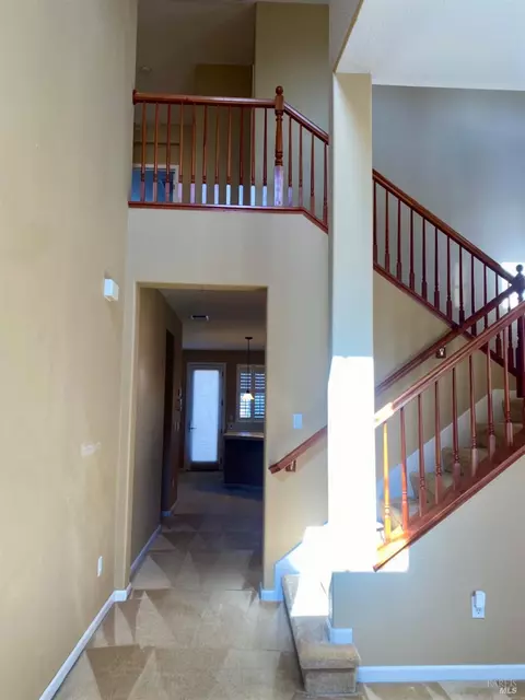 4658 Lapis Ct, Fairfield, CA 94534 photo 2