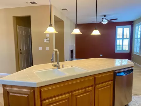 4658 Lapis Ct, Fairfield, CA 94534 photo 13