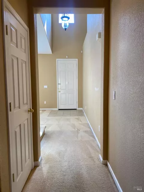 4658 Lapis Ct, Fairfield, CA 94534 photo 5