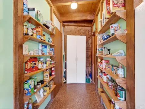 Entry Way - 2333 Guntley Rd, Philo, CA 95466 photo 2 of 3