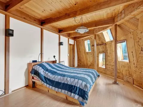 Bedroom - 2333 Guntley Rd, Philo, CA 95466 photo 1 of 5