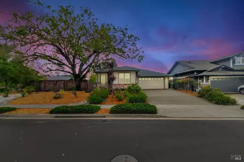 1101 Rochioli Dr, Windsor, CA 95492 photo 3