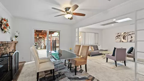 Dining - 259 Bowline Dr, Vacaville, CA 95687 photo 4 of 4