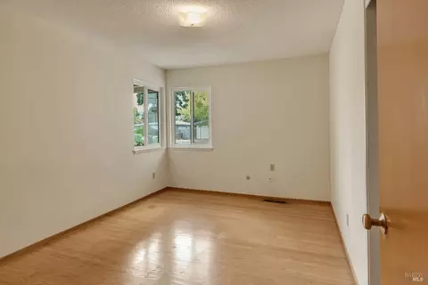 311 Dechene Ave, Sonoma, CA 95476 photo 25