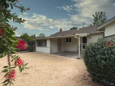 311 Dechene Ave, Sonoma, CA 95476 photo 3