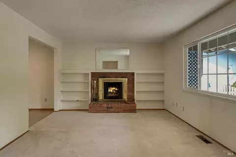 311 Dechene Ave, Sonoma, CA 95476 photo 8
