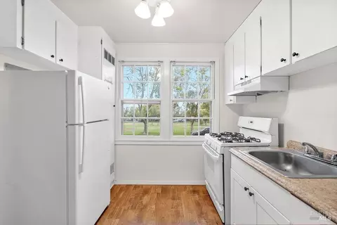 43 Rodgers St, Vallejo, CA 94590 photo 8