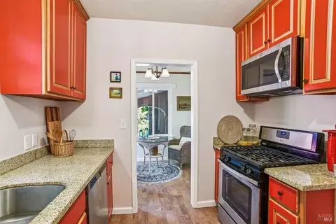 Kitchen - 935 Virginia St, Vallejo, CA 94590 photo 2 of 3