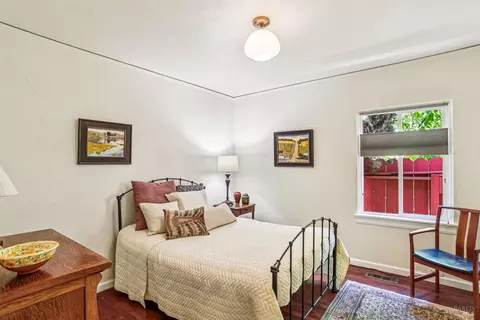 Bedroom - 935 Virginia St, Vallejo, CA 94590 photo 3 of 4