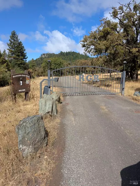 59202 George Washington Rock Rd, Laytonville, CA 95585