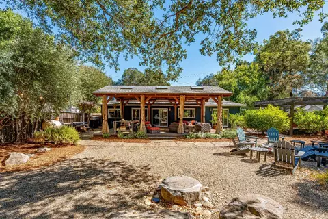 1380 El Bonita Ave, Saint Helena, CA 94574